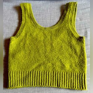 Zara green soft knit fuzzy crop vest top green XS